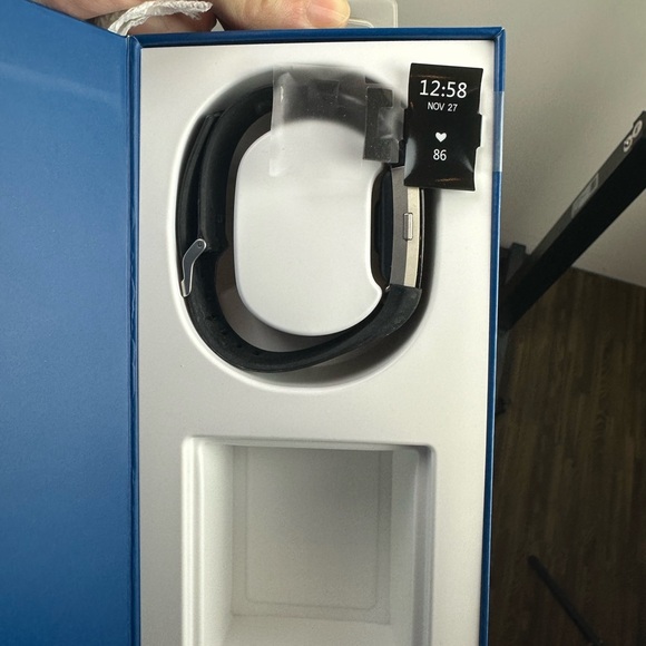 Fitbit Charge 2 Large with Black Charging Stand - Picture 5 of 6